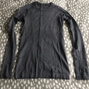 Lululemon Swiftly tech long sleeve